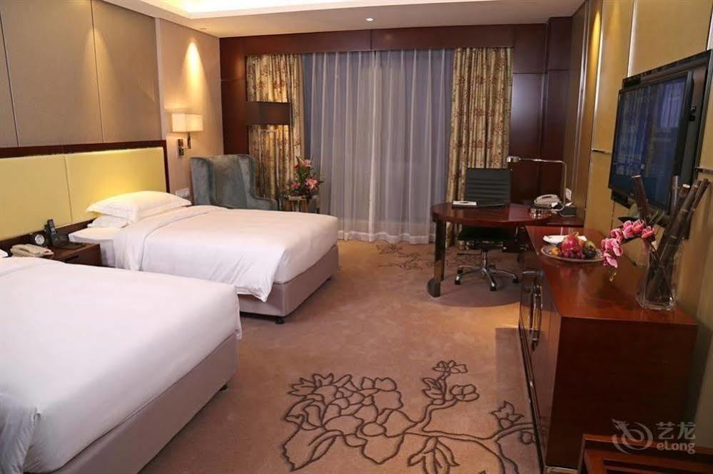 Guangzhou Changfeng Gloria Plaza Hotel Εξωτερικό φωτογραφία
