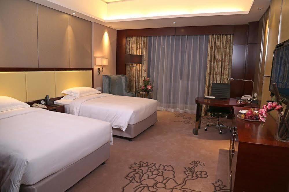 Guangzhou Changfeng Gloria Plaza Hotel Εξωτερικό φωτογραφία