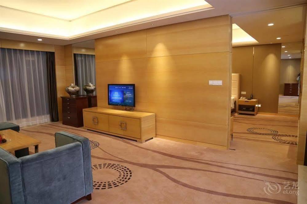 Guangzhou Changfeng Gloria Plaza Hotel Εξωτερικό φωτογραφία